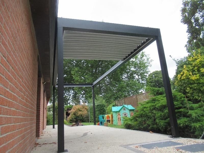 Une nouvelle pergola Fly à été installée par notre équipe à Dourges 