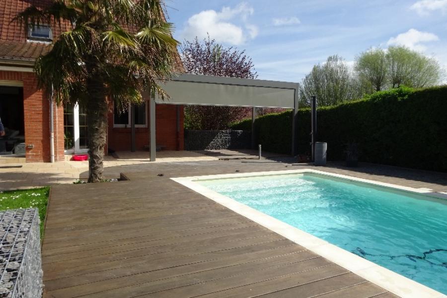 Une pergola bioclimatique qui à trouver sa place à Aubigny-en-Artois 