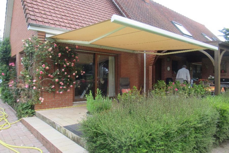 Une terrasse accueille a la perfection un store de terrasse à Coupelle-Vielle