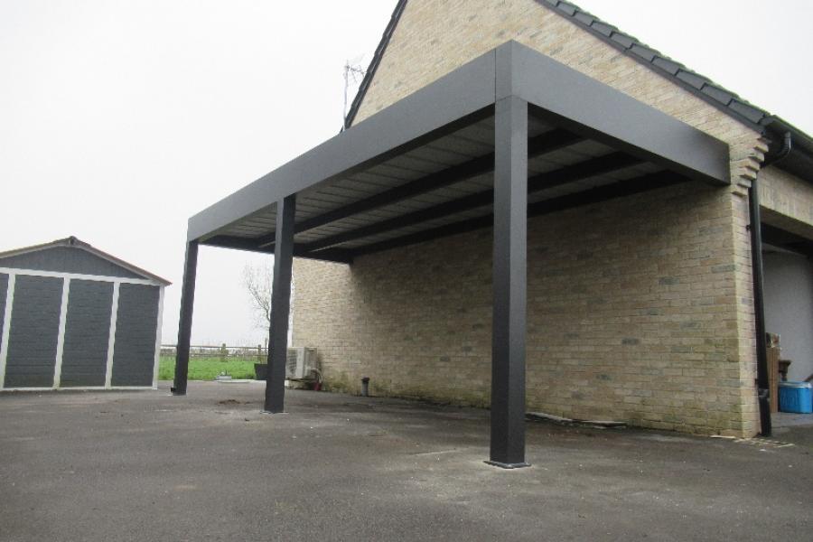 Installation d’un carport en aluminium dans la ville de Caffiers