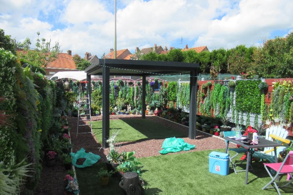 Notre équipe s'est rendue a Dunkerque pour installer une Pergola 